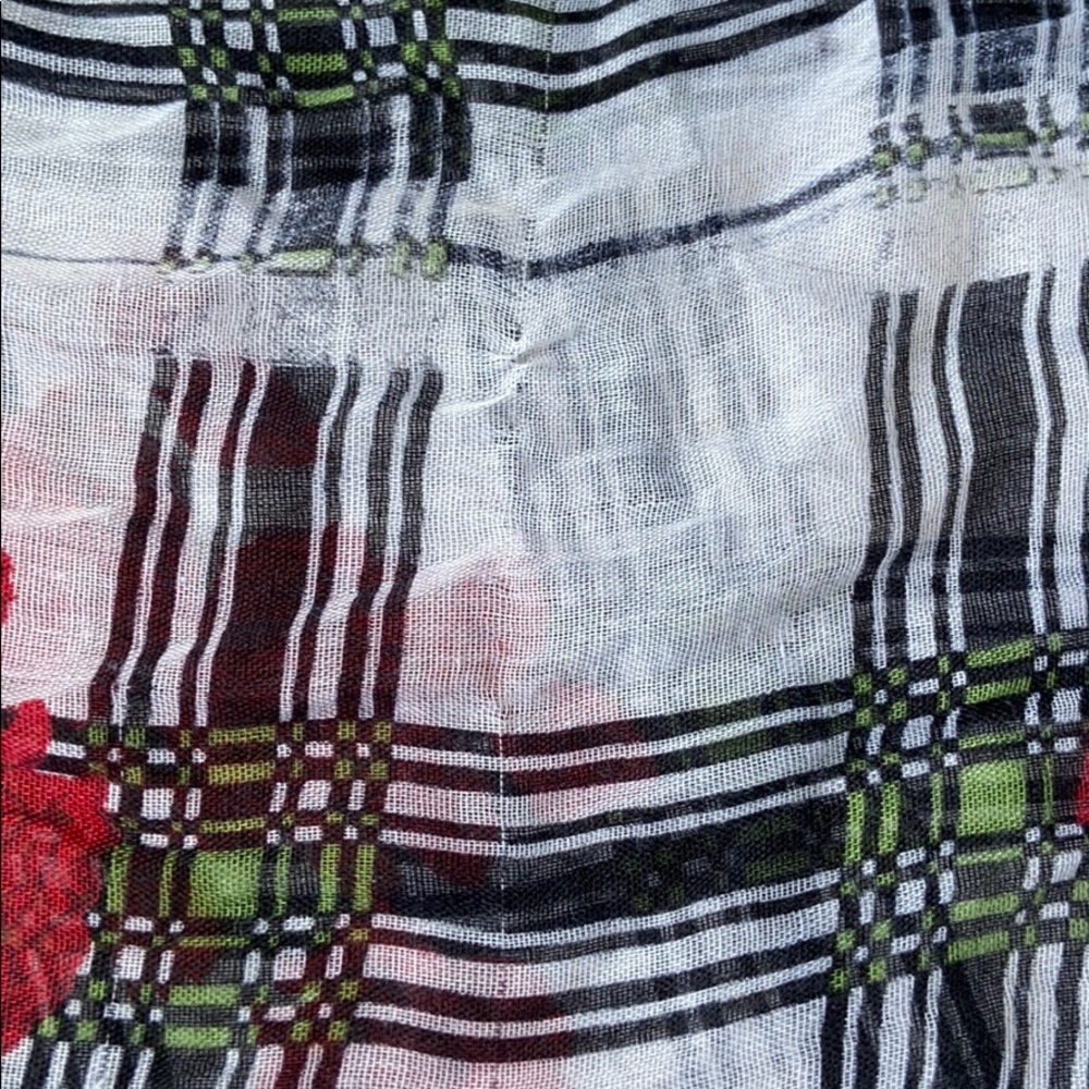 Rose Patterned Infinity Scarf - Picture 4 of 4